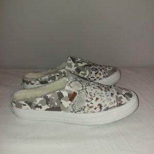 Blowfish Malibu Moki Slip On Woman's Size 10